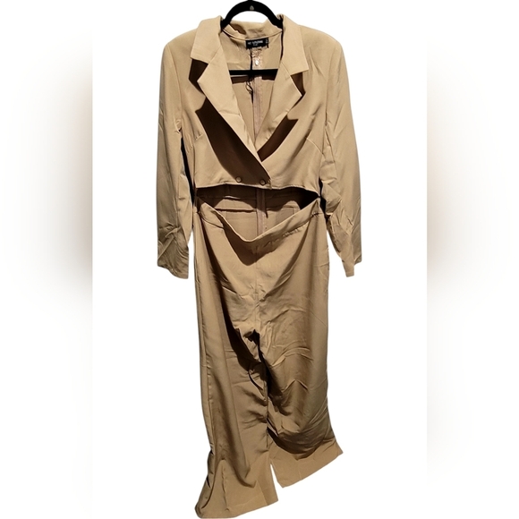 Pretty Little Thing Plus blazer cut out jumpsuit size 12 - Picture 1 of 8